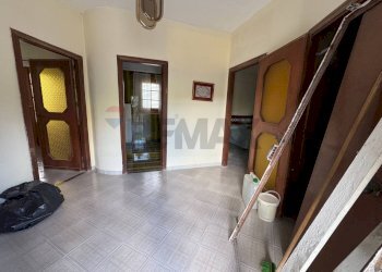 Hall / corridoio - Villa contrada accia, Santa Flavia - photo 5