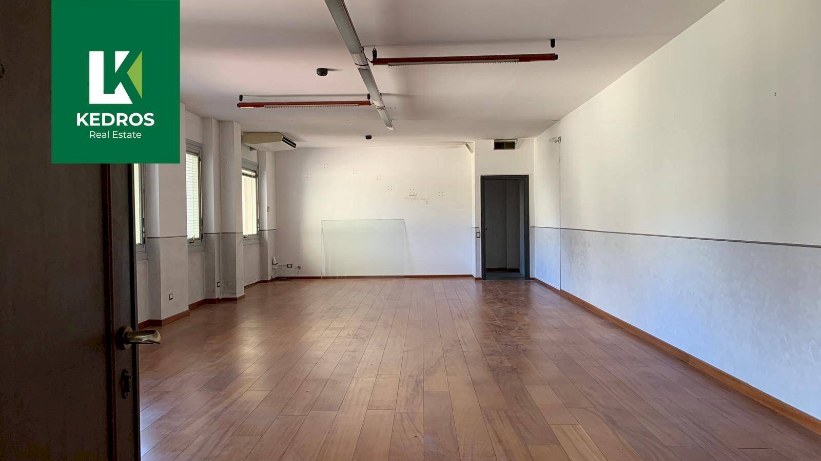 Foto 3 - Bilocale Via Cavour
 
44, Varese - foto 3