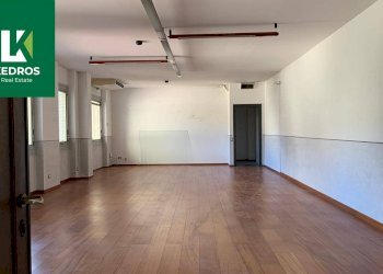 Foto 3 - Bilocale Via Cavour
 
44, Varese - foto 3