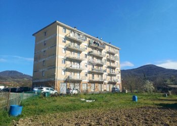Four-room apartment Via Giacinto macciò, Busalla - photo 1