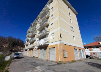 Four-room apartment Via Giacinto macciò, Busalla - photo 3