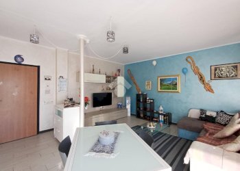 Four-room apartment Via Giacinto macciò, Busalla - photo 16