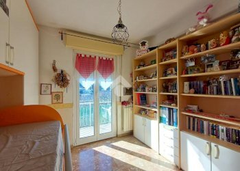 Four-room apartment Via Giacinto macciò, Busalla - photo 21