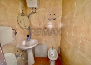 Bagno - Magazzino Via Domenico Cariolato
10, Palermo - foto 16