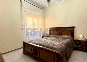 Camera / camera da letto - Bilocale Viale Regione Siciliana Sud Est
 
568, Palermo - foto 9