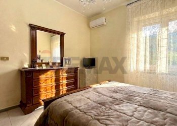 Camera / camera da letto - Bilocale Viale Regione Siciliana Sud Est
 
568, Palermo - foto 4