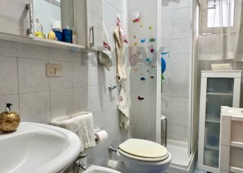 Bagno - Bilocale Viale Regione Siciliana Sud Est
 
568, Palermo - foto 13