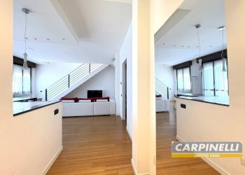 Foto 2 - Four-room apartment Via Santa Lucia
 
13, Desio - photo 2