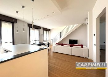 Foto 3 - Four-room apartment Via Santa Lucia
 
13, Desio - photo 3