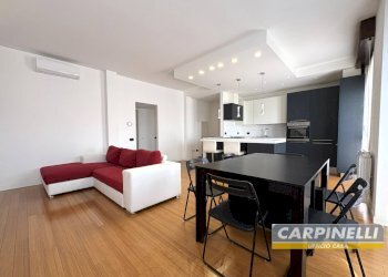 Foto 9 - Four-room apartment Via Santa Lucia
 
13, Desio - photo 9