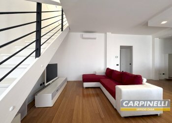 Foto 10 - Four-room apartment Via Santa Lucia
 
13, Desio - photo 10