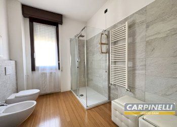 Foto 22 - Four-room apartment Via Santa Lucia
 
13, Desio - photo 22