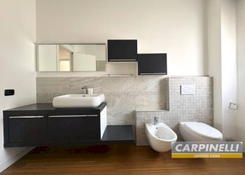 Foto 23 - Four-room apartment Via Santa Lucia
 
13, Desio - photo 23