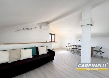 Foto 31 - Four-room apartment Via Santa Lucia
 
13, Desio - photo 31