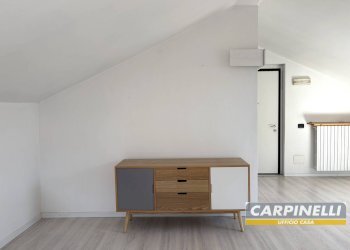 Foto 32 - Four-room apartment Via Santa Lucia
 
13, Desio - photo 32