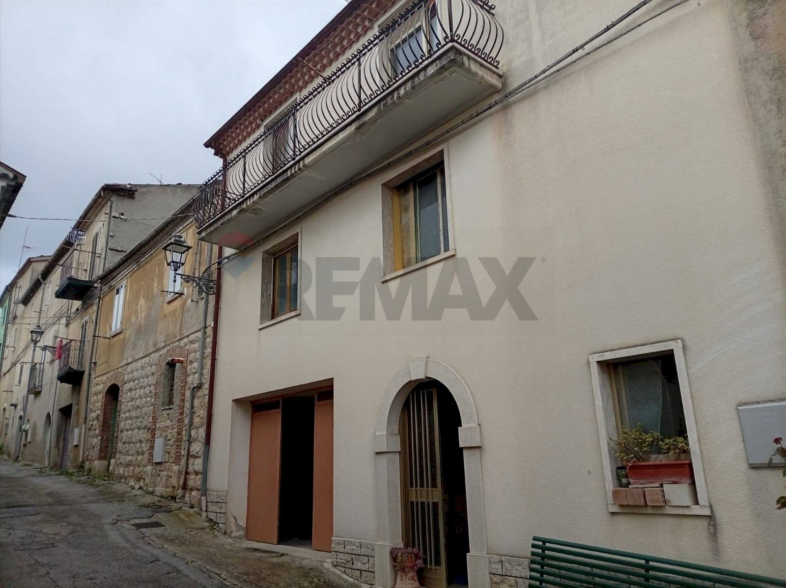 Casa all\'aperto - Casa semi indipendente via Pistillo Nicola
 
snc, San Giuliano del Sannio - foto 2