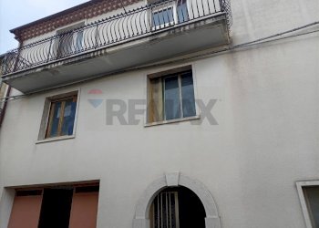 Edificio all\'aperto - Casa semi indipendente via Pistillo Nicola
 
snc, San Giuliano del Sannio - foto 4