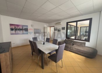 Sala da pranzo - Ufficio via Villa Verona
 
35, Palermo - foto 1