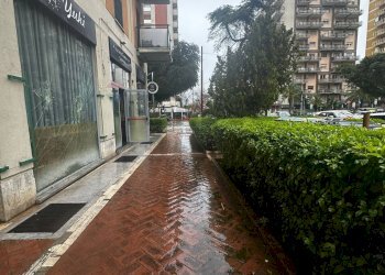 Edificio all\'aperto - Shop Via Leonardo Da Vinci
 
101, Palermo - photo 6