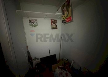 Camera / camera da letto - Shop Via Leonardo Da Vinci
 
101, Palermo - photo 16