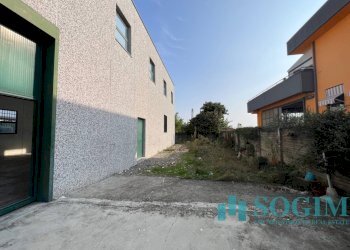 Foto 12 - Capannone Via Mascagni
 
20, Mariano Comense - foto 12