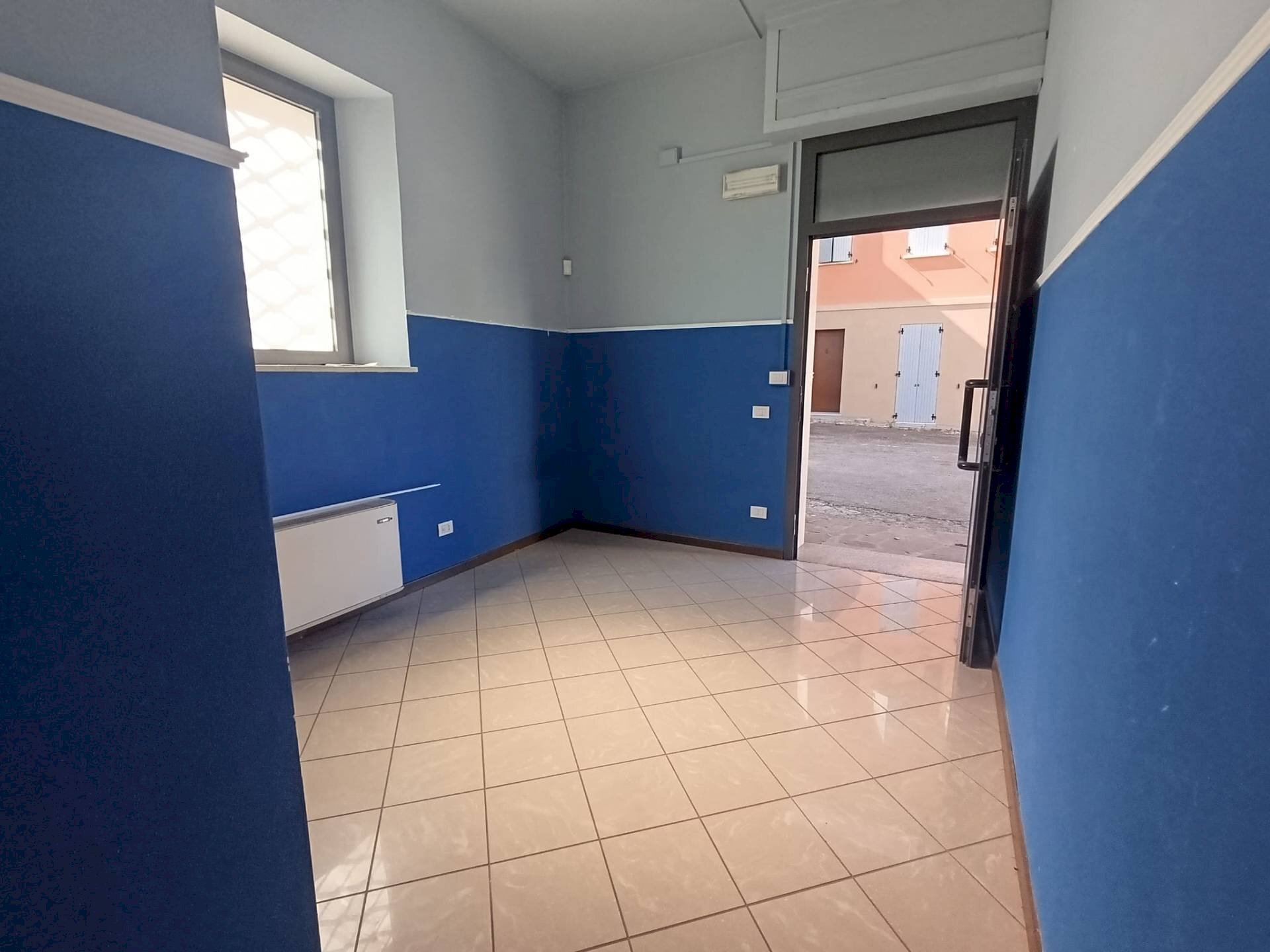 Foto 3 - Attività Commerciale Cavezzo - foto 3