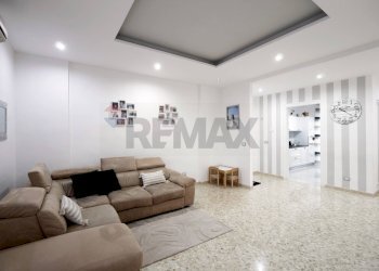 Soggiorno - Trilocale Via Don Carlo Gnocchi
 
3, Bari - foto 4