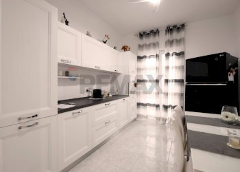 Cucina - Trilocale Via Don Carlo Gnocchi
 
3, Bari - foto 7