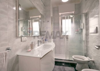 Bagno - Trilocale Via Don Carlo Gnocchi
 
3, Bari - foto 12