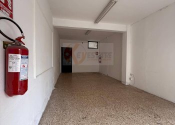 Foto 2 - Locale Commerciale via Grazia Deledda
171, Sassari - foto 2