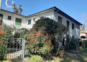 Foto 1 - Trilocale Via Pozzuolo
 
10, Rosignano Marittimo - foto 1