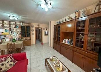 Foto 3 - Independent house Via Volturno
 
11, Parabita - photo 3