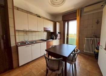 Cucina - Quadrilocale via Scoglio del Tonno, 56, Taranto - foto 4