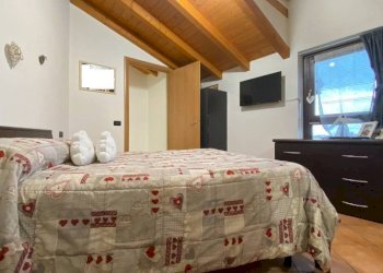 Camera da letto - Bilocale vicolo dei Romani, Casorate Sempione - foto 30