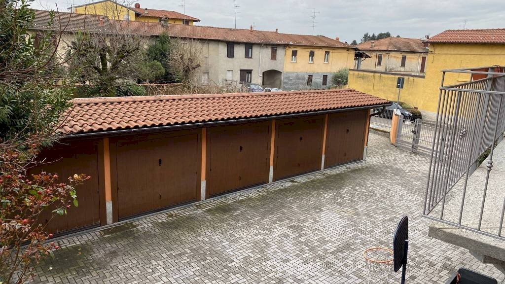 Box auto - Bilocale via Roma, Arsago Seprio - foto 2