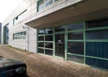 Facciata - Capannone via Angelo Banfi, 1o, Verucchio - foto 4