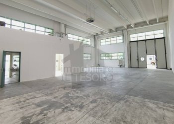 Interno non residenziale - Capannone via Angelo Banfi, 1o, Verucchio - foto 7