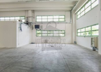 Interno non residenziale - Capannone via Angelo Banfi, 1o, Verucchio - foto 11