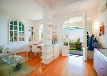 Salone - Villa via Pietrafredda, Rapallo - foto 10