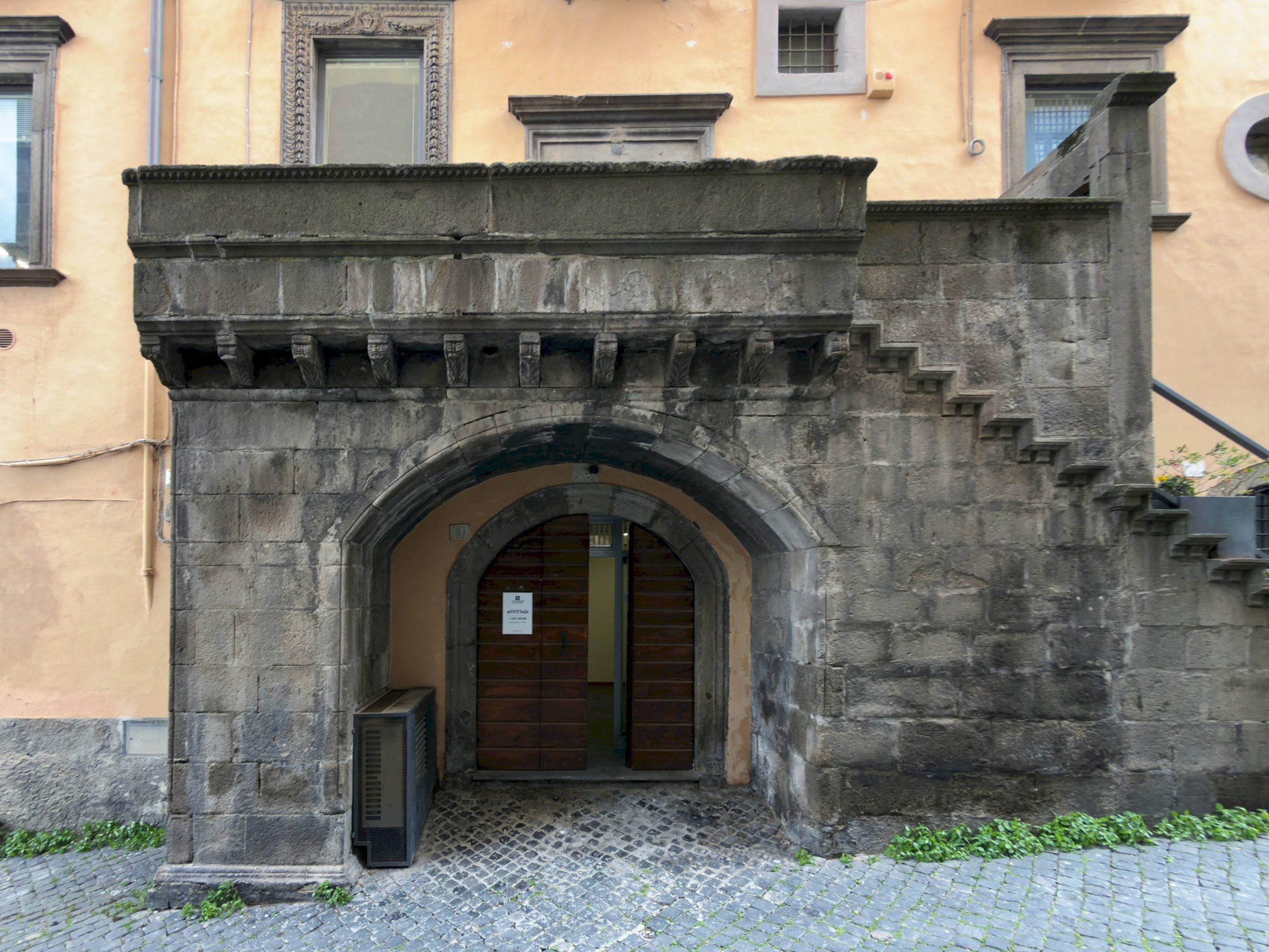 Foto 3 - Locale Commerciale Via Calabresi
 
31, Viterbo - foto 3