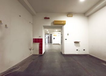 Foto 9 - Locale Commerciale Via Calabresi
 
31, Viterbo - foto 9