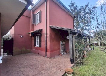 Casa all\'aperto - Villa via gaeta
 
205, Frosinone - foto 18