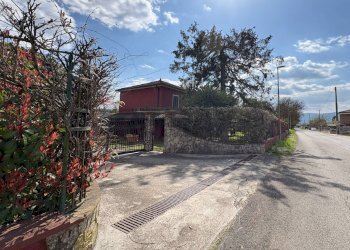 Casa all\'aperto - Villa via gaeta
 
205, Frosinone - foto 26