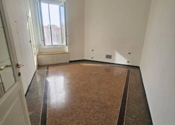 Camera da letto - Quadrilocale via Francesco Domenico Guerrazzi, Genova (zona Albaro) - foto 5