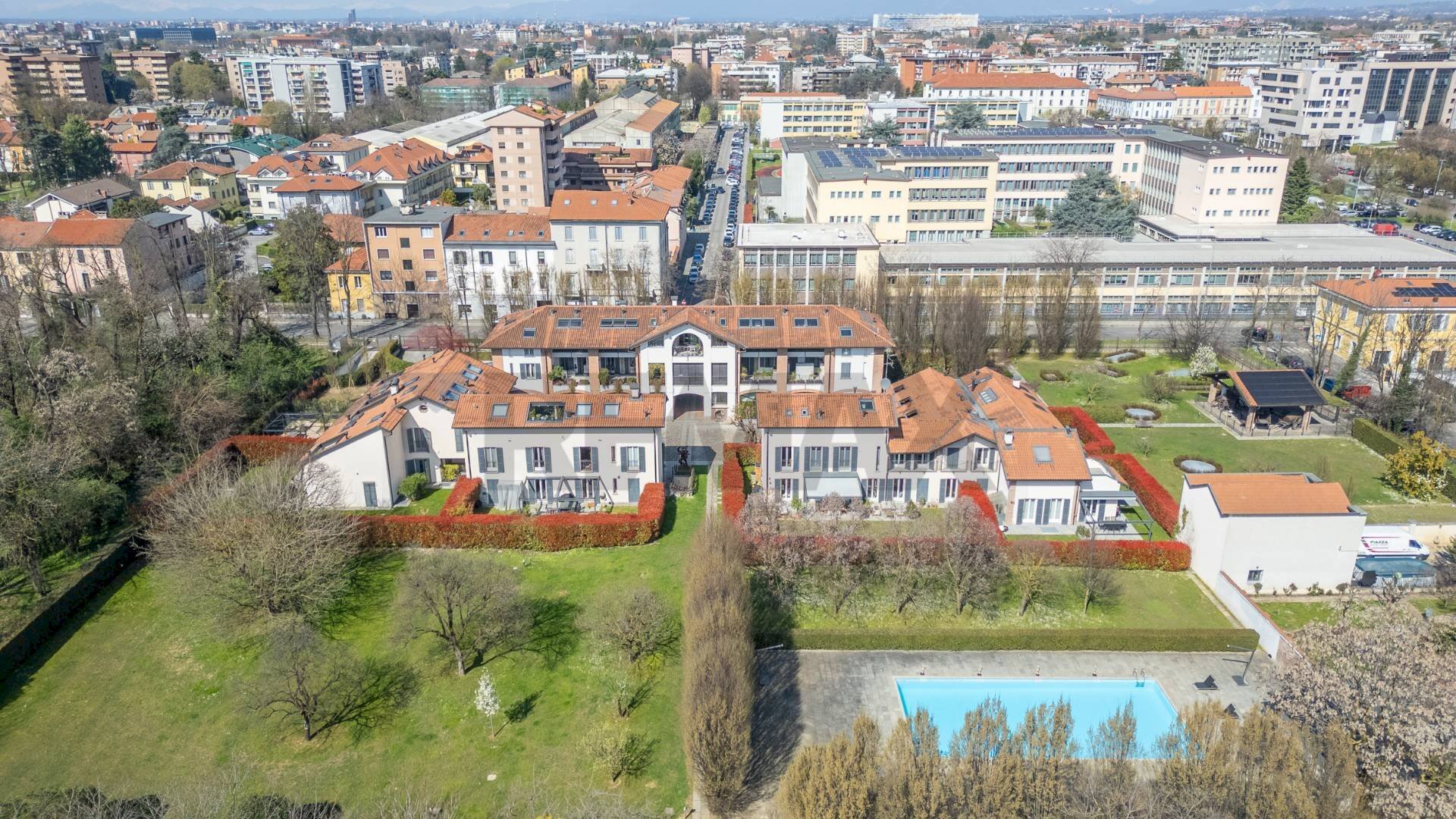 Veduta aerea - Villa Via Cavallotti
 
45, Monza - foto 2