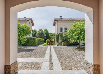 Vista sul cortile interno - Villa Via Cavallotti
 
45, Monza - foto 8