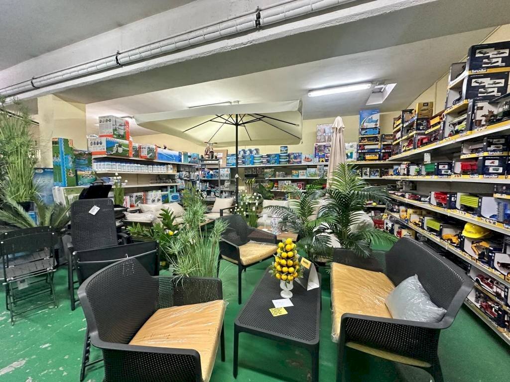 Interno non residenziale - Magazzino via Padana Inferiore, Chieri - foto 2