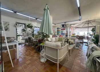 Terrazzo - Negozio via Padana Inferiore, Chieri - foto 2