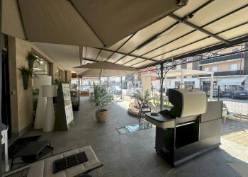 Interno non residenziale - Negozio via Padana Inferiore, Chieri - foto 6