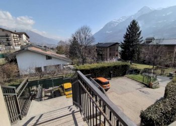 Vista - Trilocale via Gilles de Chevreres, 62, Aosta - foto 6